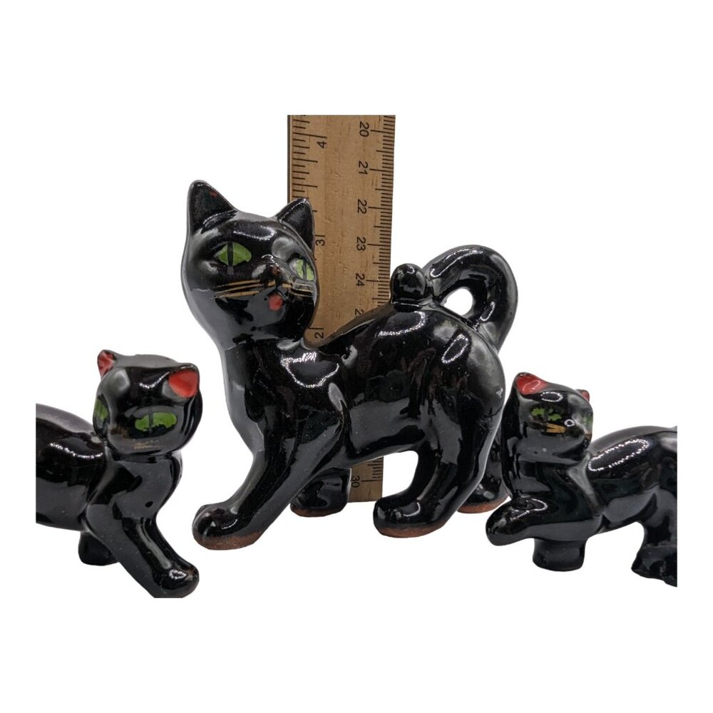 Vintage Ceramic Black Cats Mama with Two Kittens Kitschy Figurines MCM Redware - Picture 8 of 13